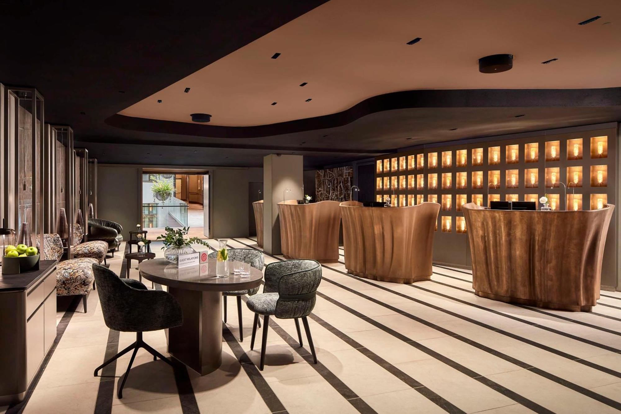 Nh Collection Helsinki Grand Hansa Esterno foto The interior of the lounge